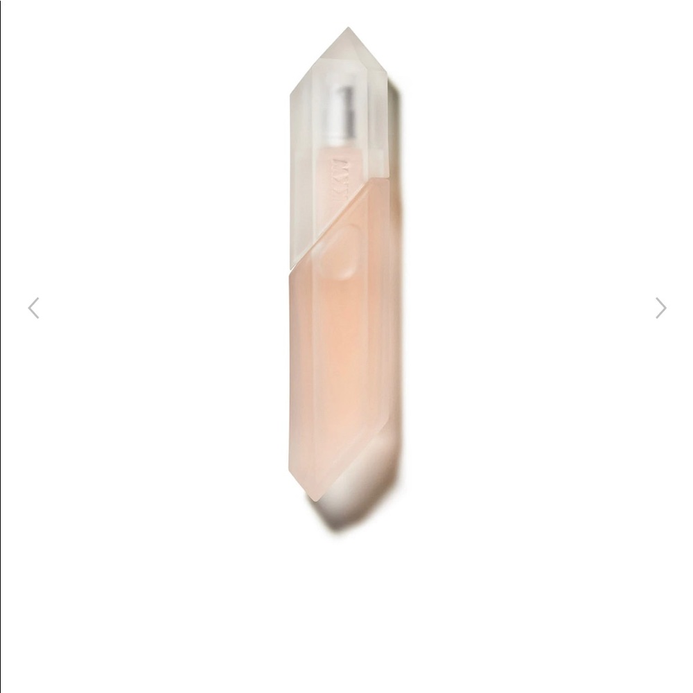 KKW Crystal Peach Brand New, in box